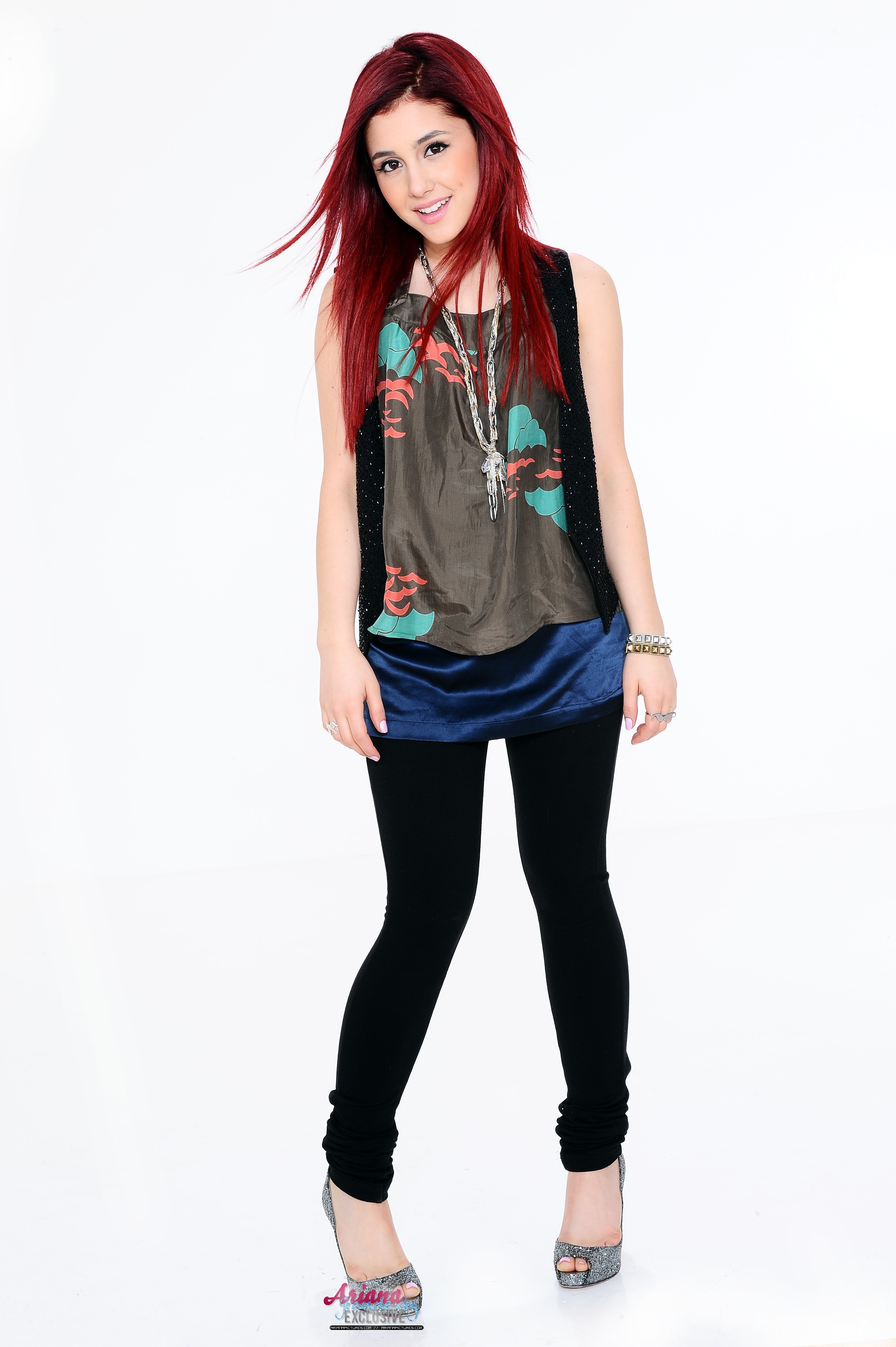 2832 x 4256 id. 1320236