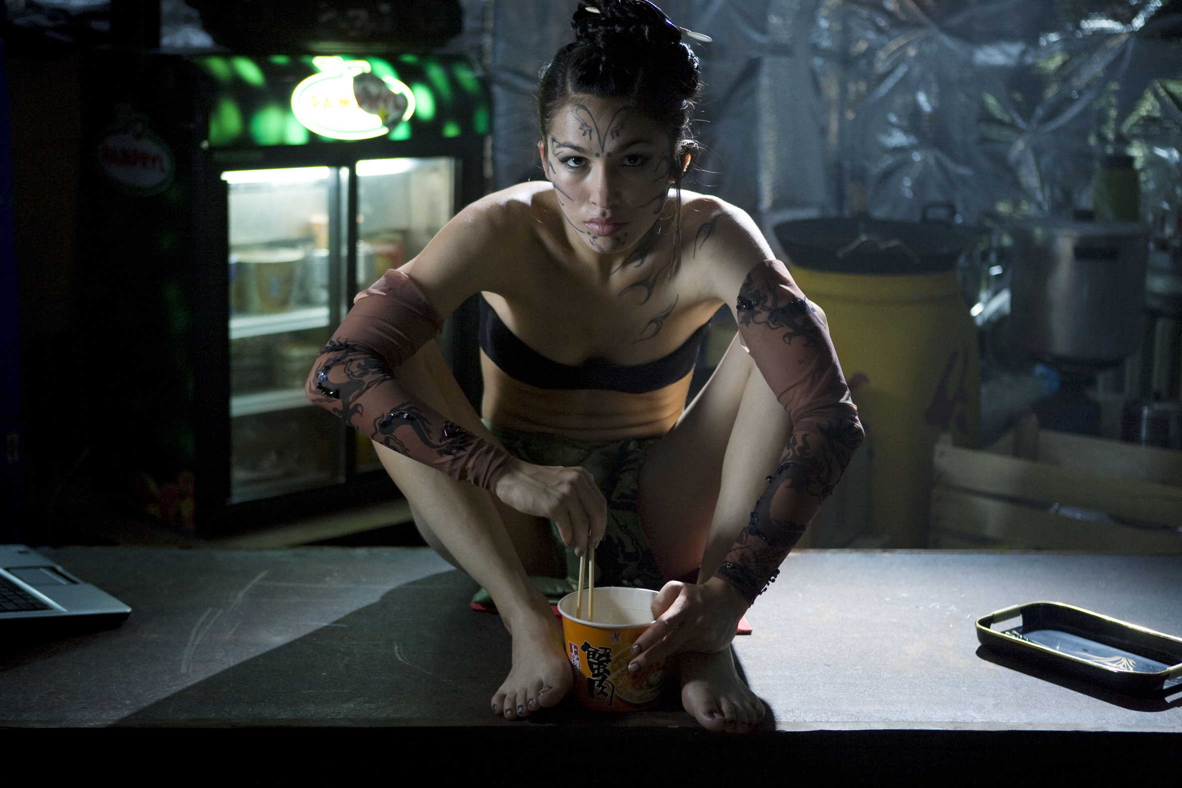 Elodie Yung's Feet (515755)