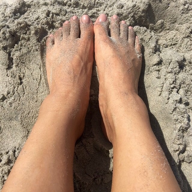 Eva Lovias Feet 0818
