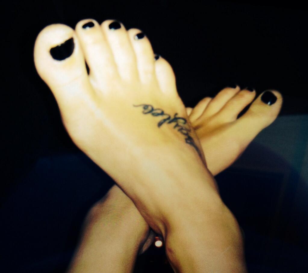 Haley Sweets Feet