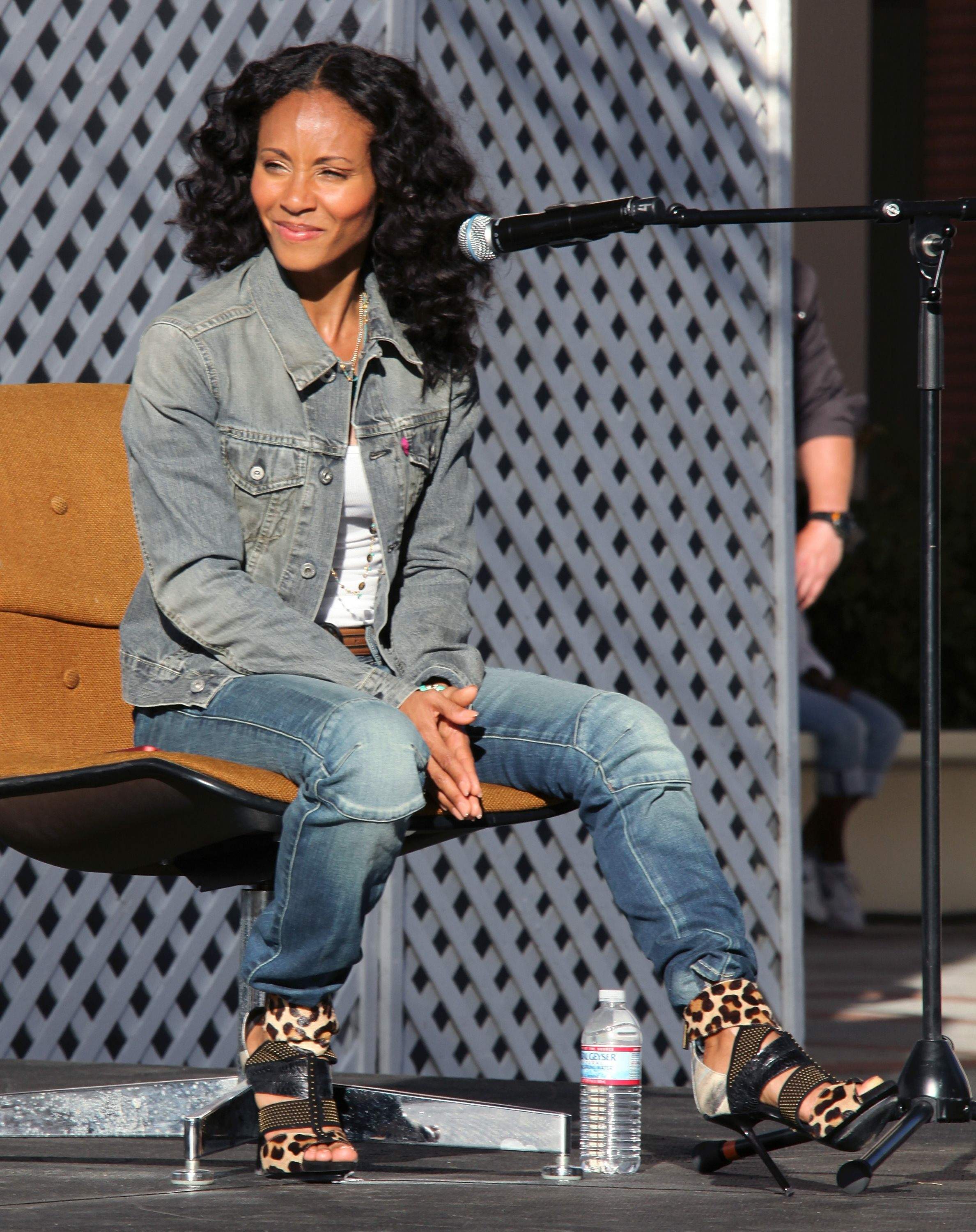 Jada Pinkett Smith S Feet I Piedi Di Jada Pinkett Smith Page