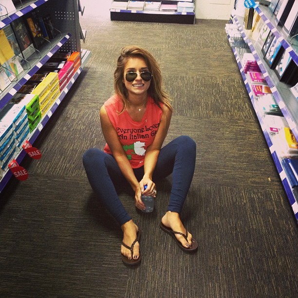 Jessie James Decker S Feet I Piedi Di Jessie James Decker