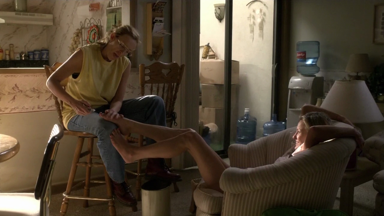 Joey lauren adams feet