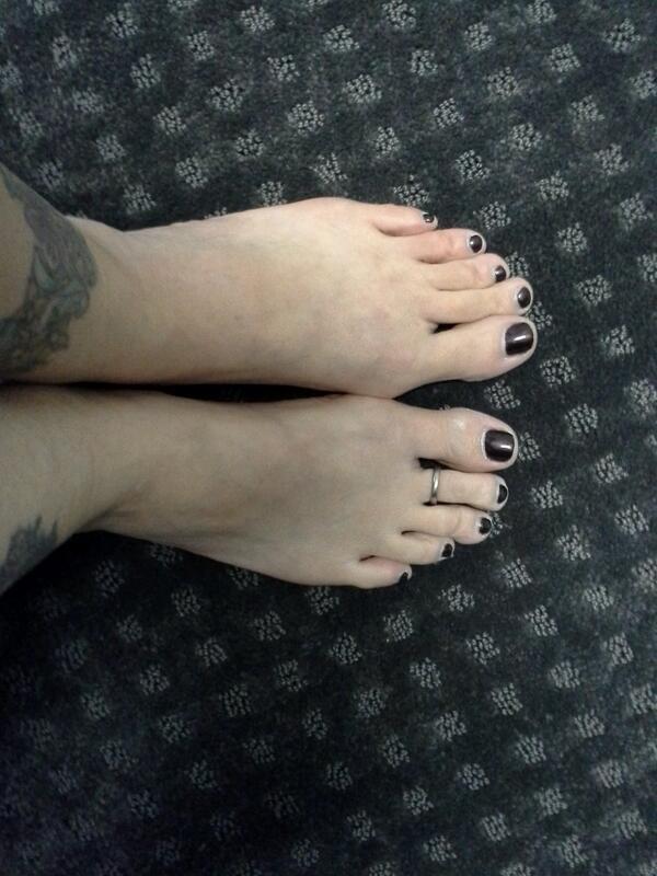 Julia Anns Feet