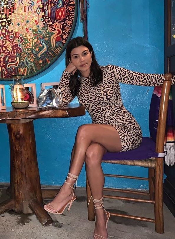 Kourtney Kardashian S Feet Free Hot Nude Porn Pic Gallery