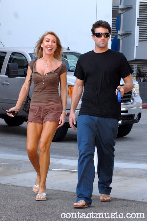 Linda Thompson's Feet (383193)