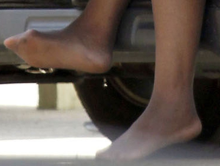Oprah'S Feet 25