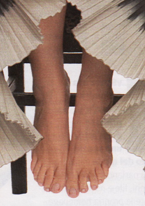 Paola Cortellesis Feet