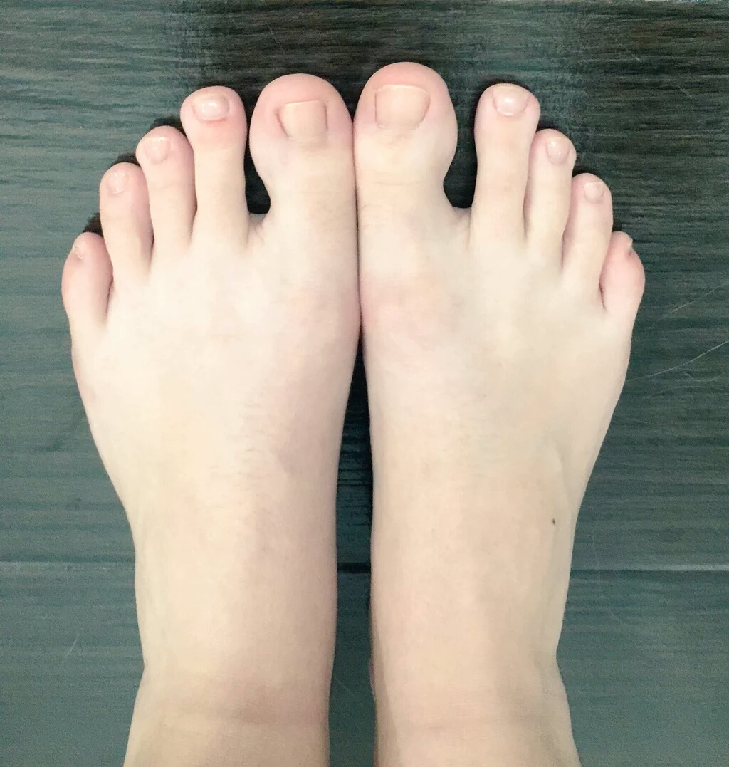 Samantha Rones Feet