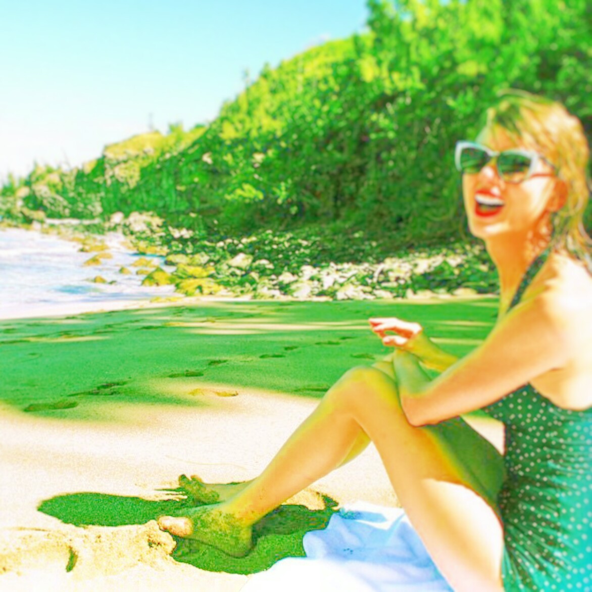 Taylor-Swift-Feet-1957959.jpg