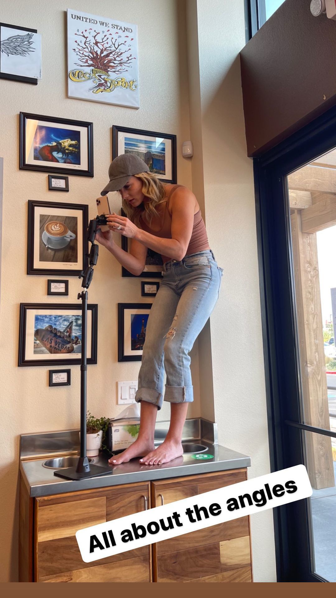 Adley Stump feet photo 189100256 Adley Stump feet photo 189100256 - High quality celebrity feet picture