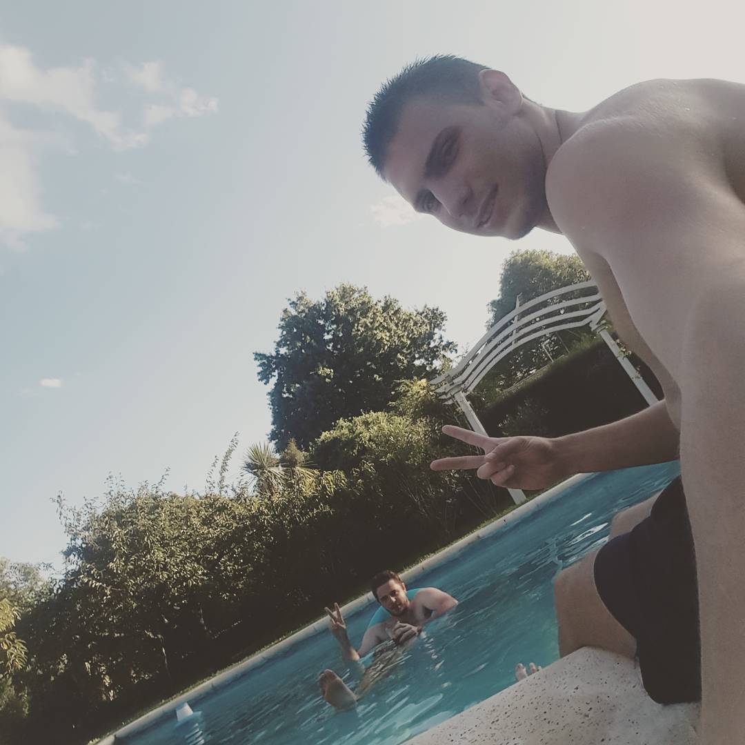 Agustín Machta's feet