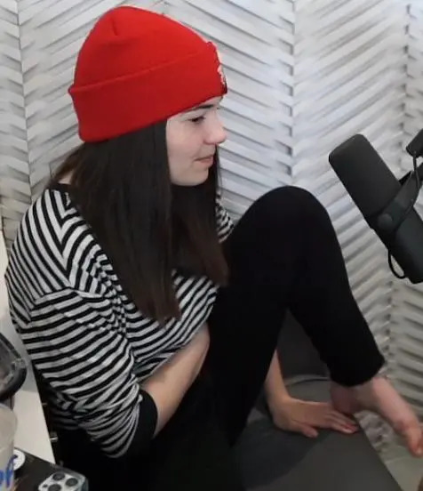 Feet of Aimee Davies | Actress