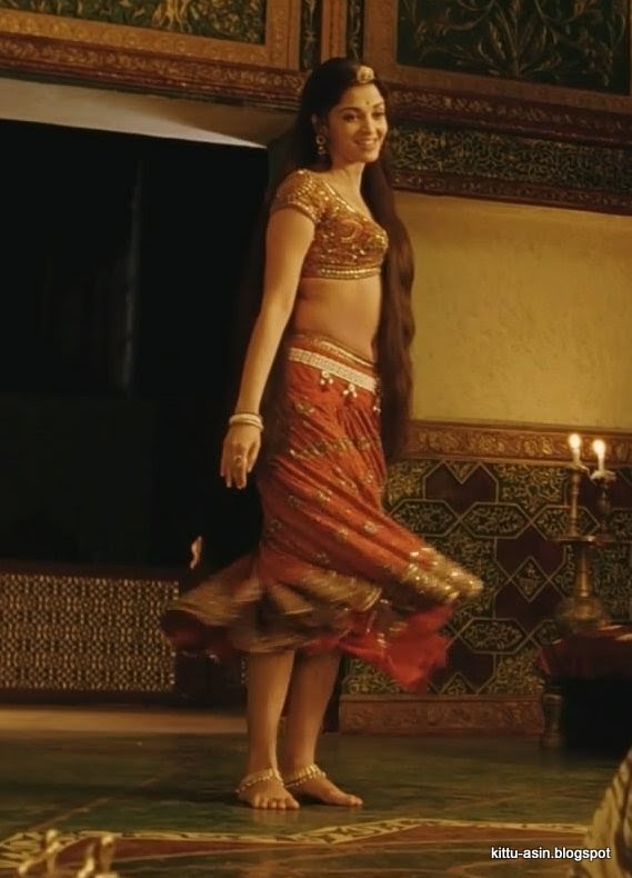 https://pics.wikifeet.com/Aishwarya-Rai-Feet-1444274.jpg