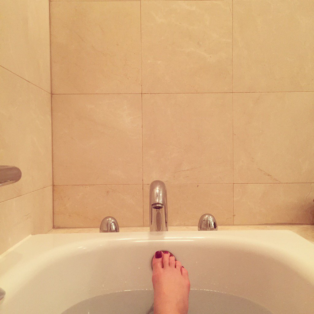 Feet of Akemi Darenogare