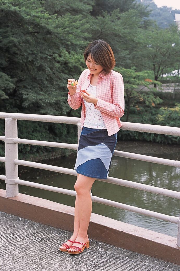 Akira Watase's feet