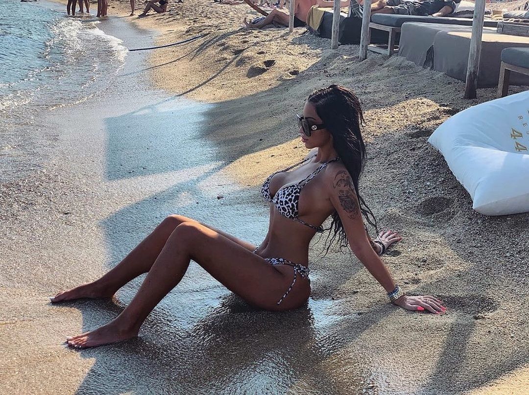 Feet of Aleksandra Nikolić