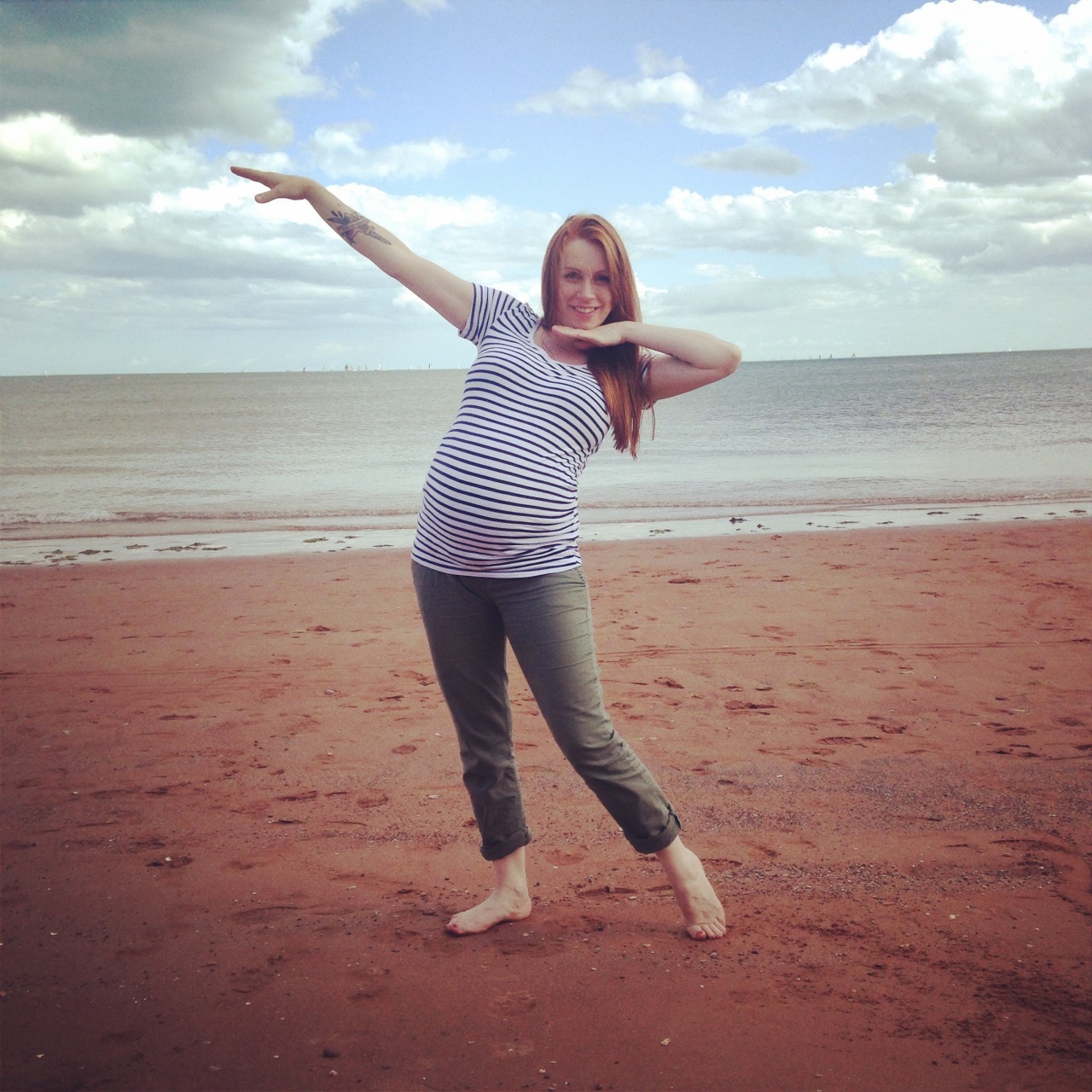 Alexandra Sim-Wise's feet