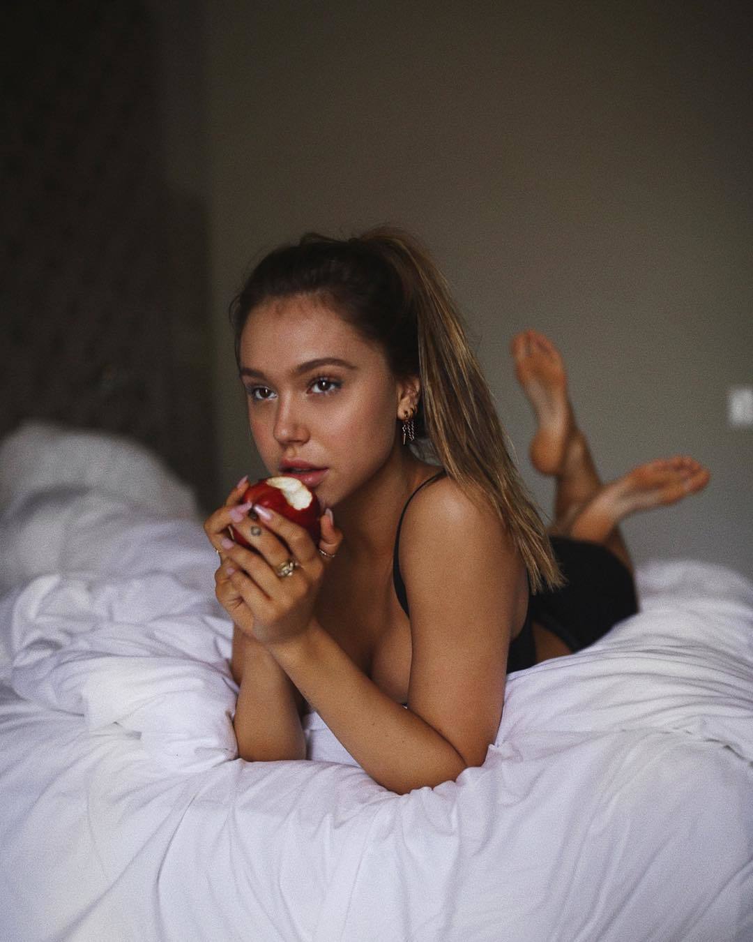 Feet Alexis Sheree nudes (47 photo), Topless, Paparazzi, Feet, cleavage 2015 Feet Alexis Sheree nude (88 photos), Topless, Cleavage, Selfie, panties 2017