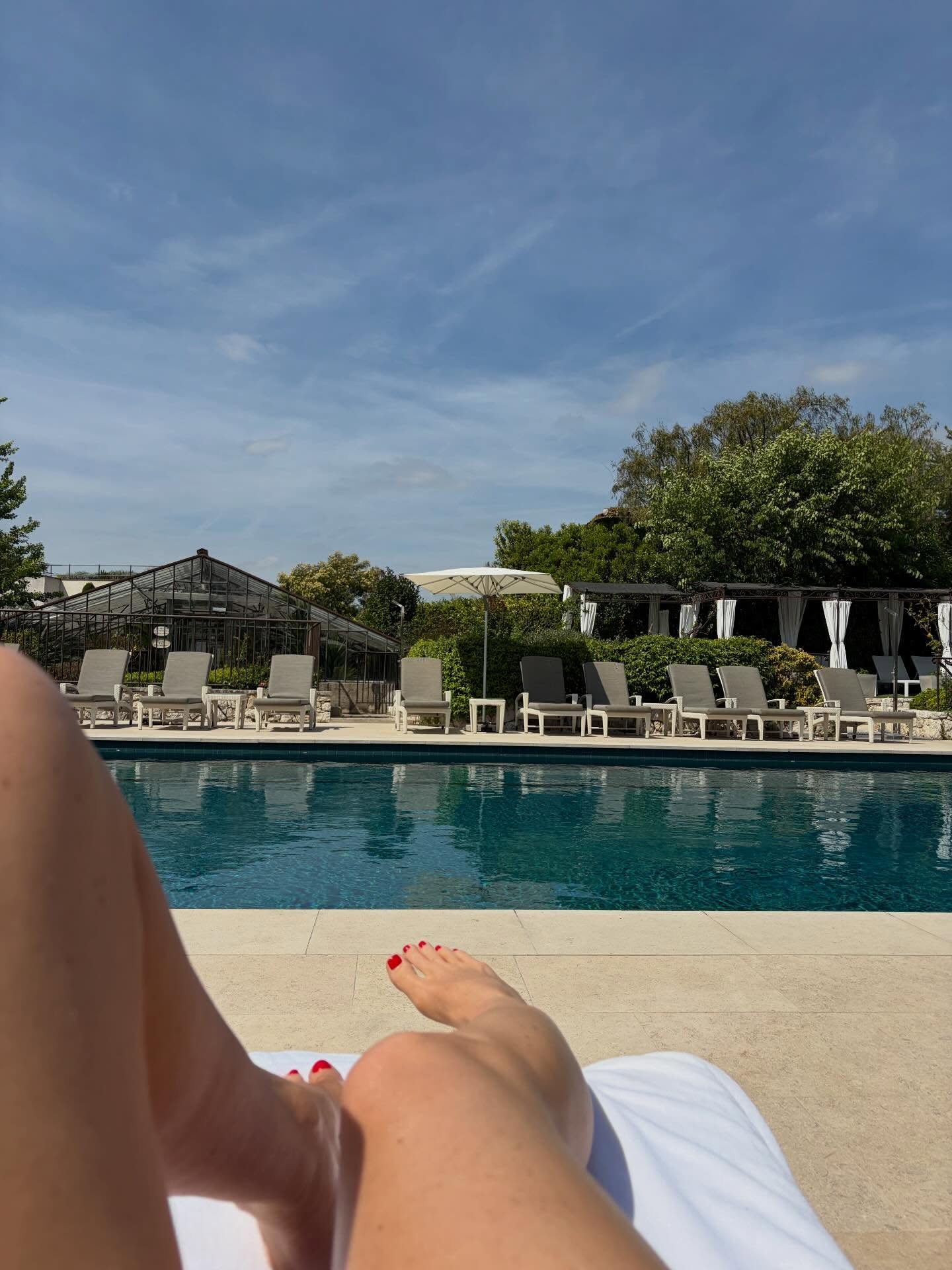 alice-eve-s-feet