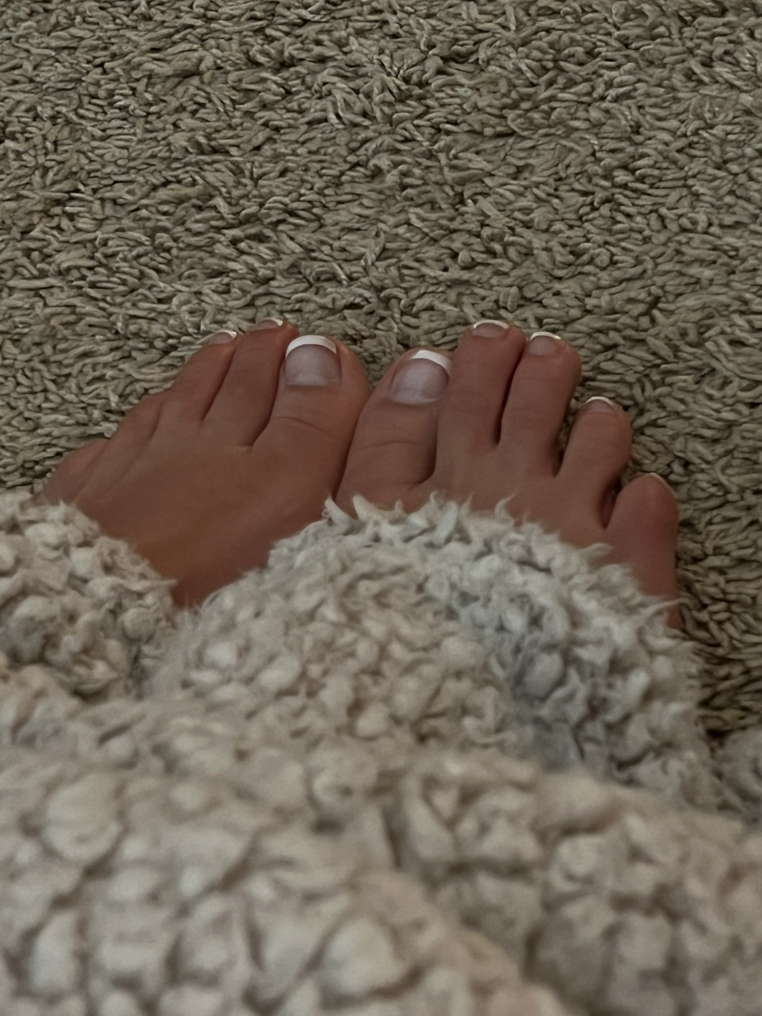 Alyssia Vera's Feet << wikiFeet X