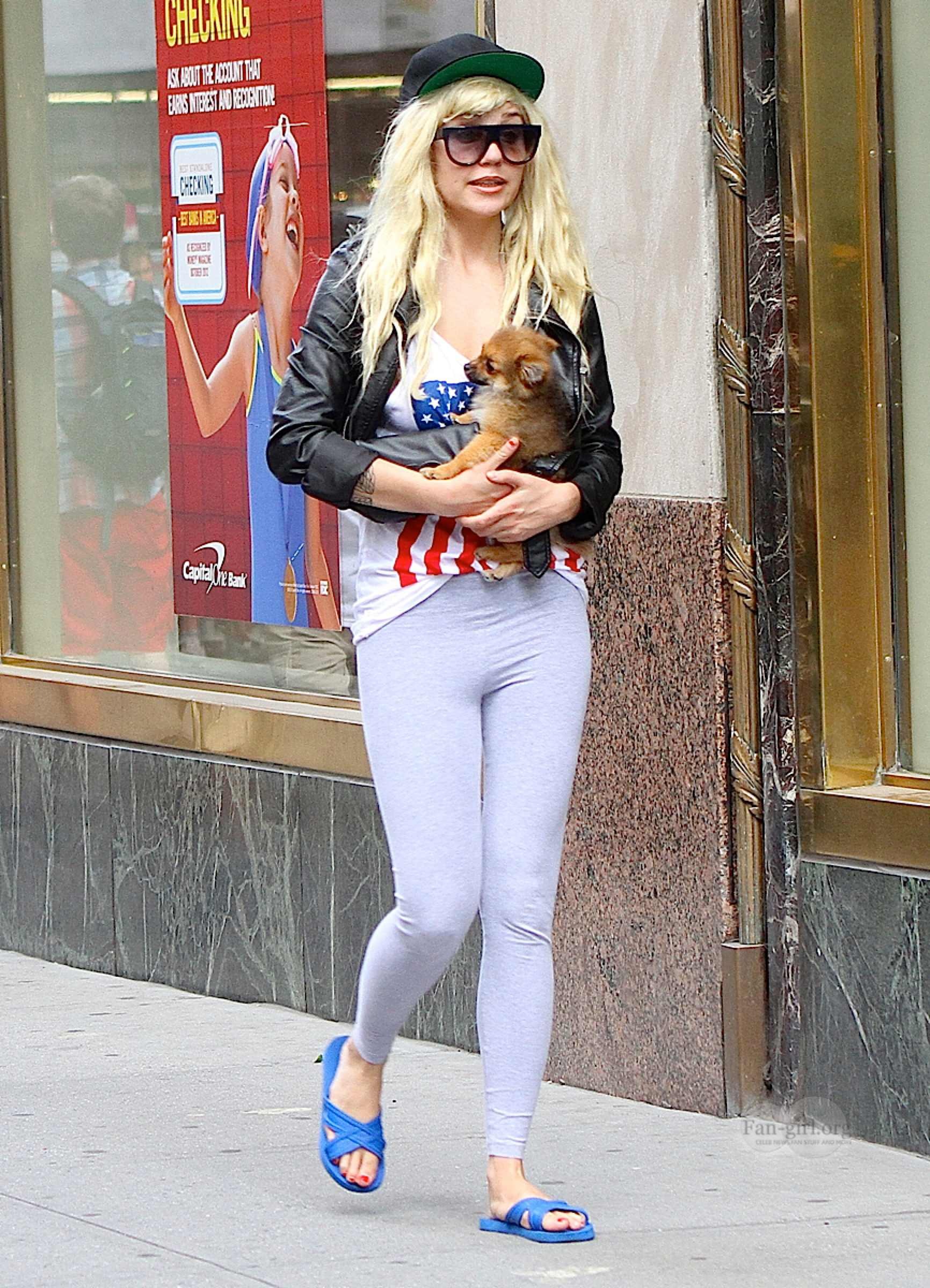 Amanda Bynes's Feet I piedi di Amanda Bynes Celebrities Feet 2025