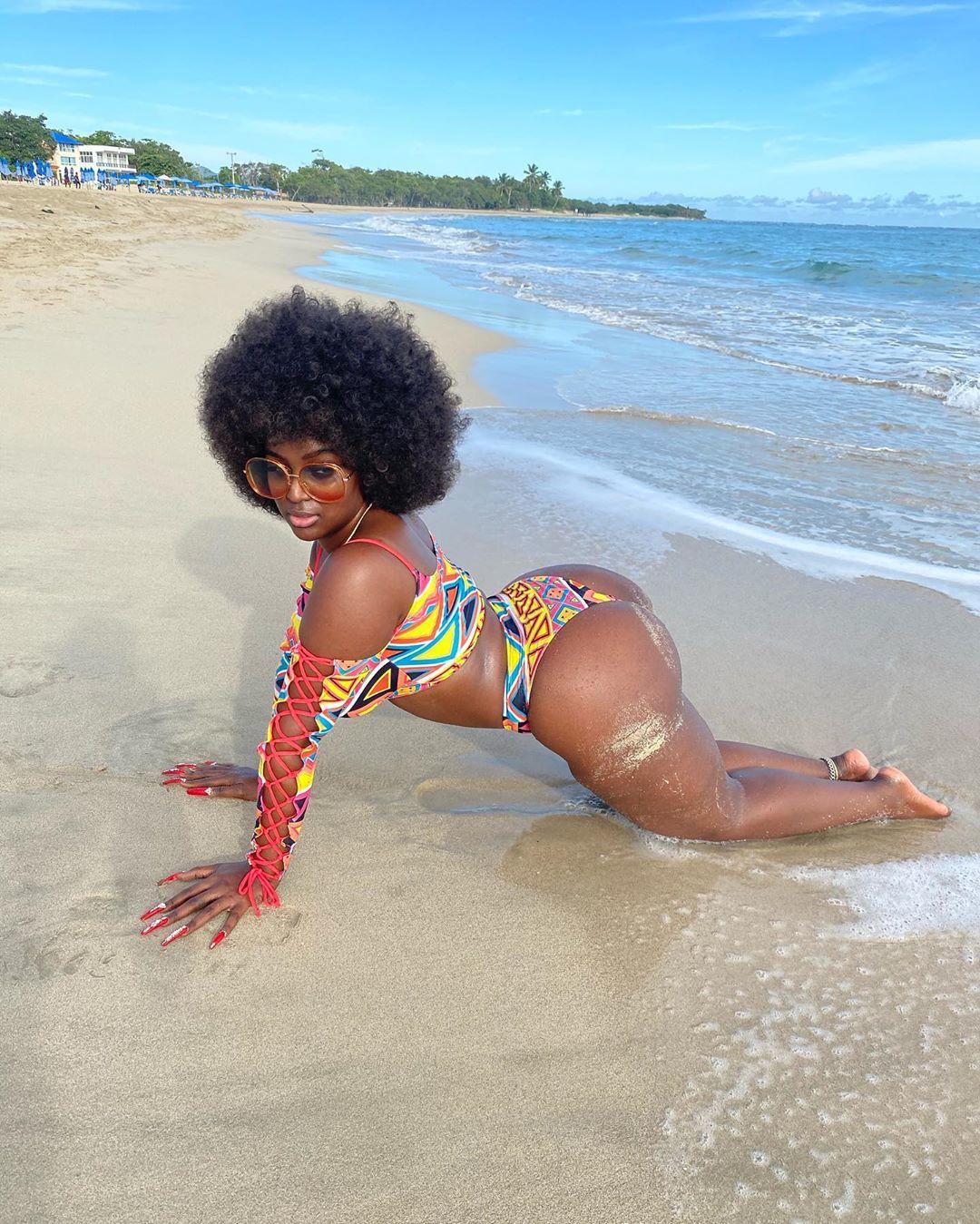 Amara-La-Negra-Feet-5340089.jpg