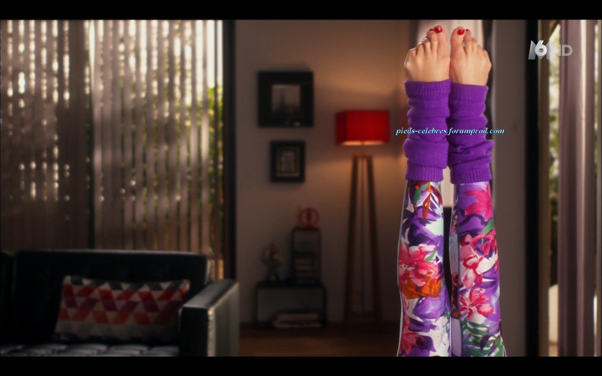 Amelie Etasse's Feet - I piedi di Amelie Etasse - Page: 2 - Celebrities