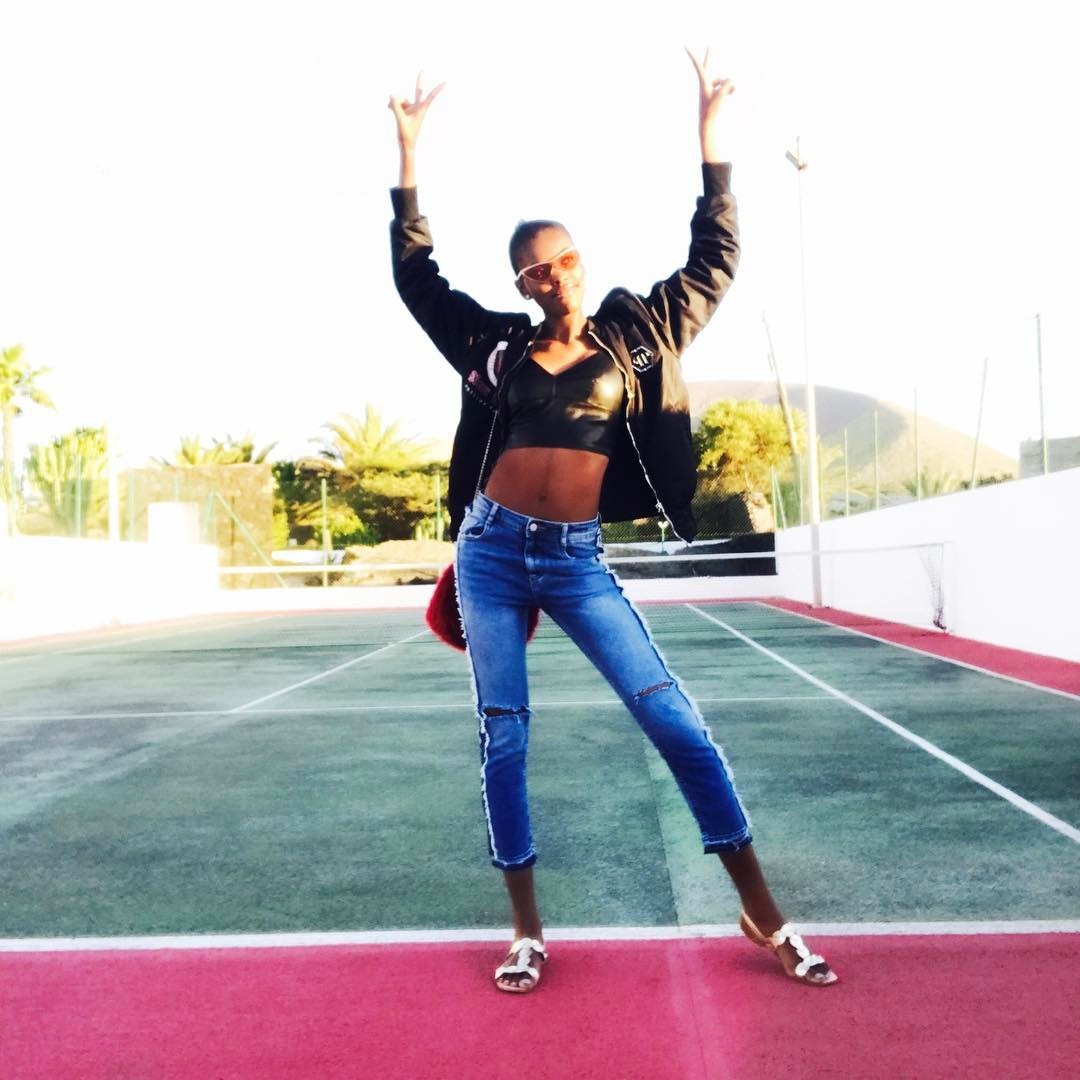 Feet of Amilna Estêvão