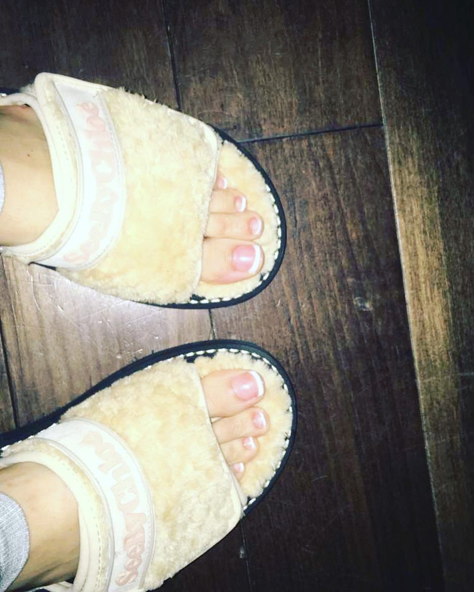 Amy Anderssen's feet