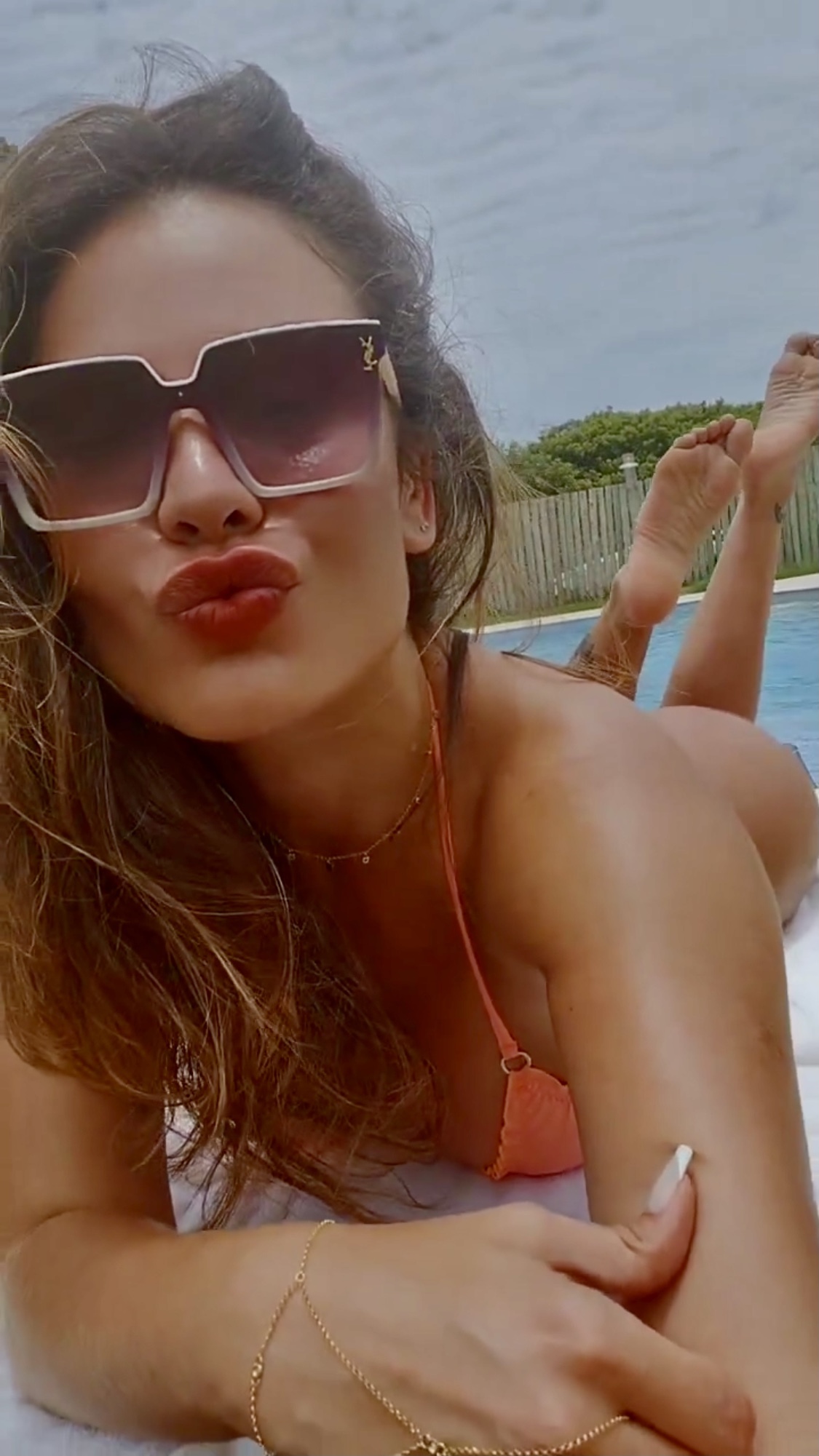 Ana Carolina Dias feet photo 189358611 Ana Carolina Dias feet photo 189358611 - High quality celebrity feet picture