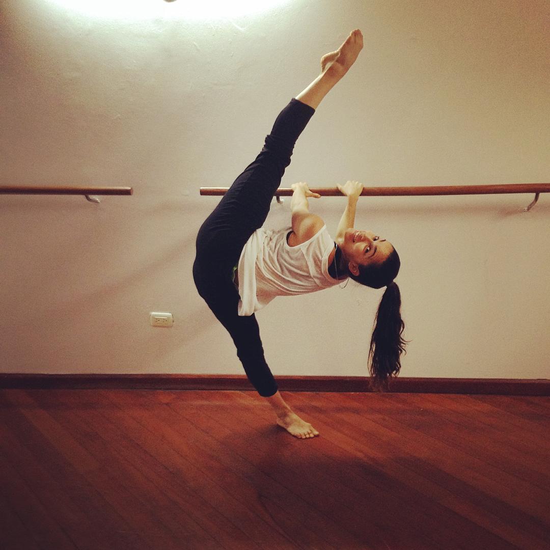 Feet of Analú Polanco