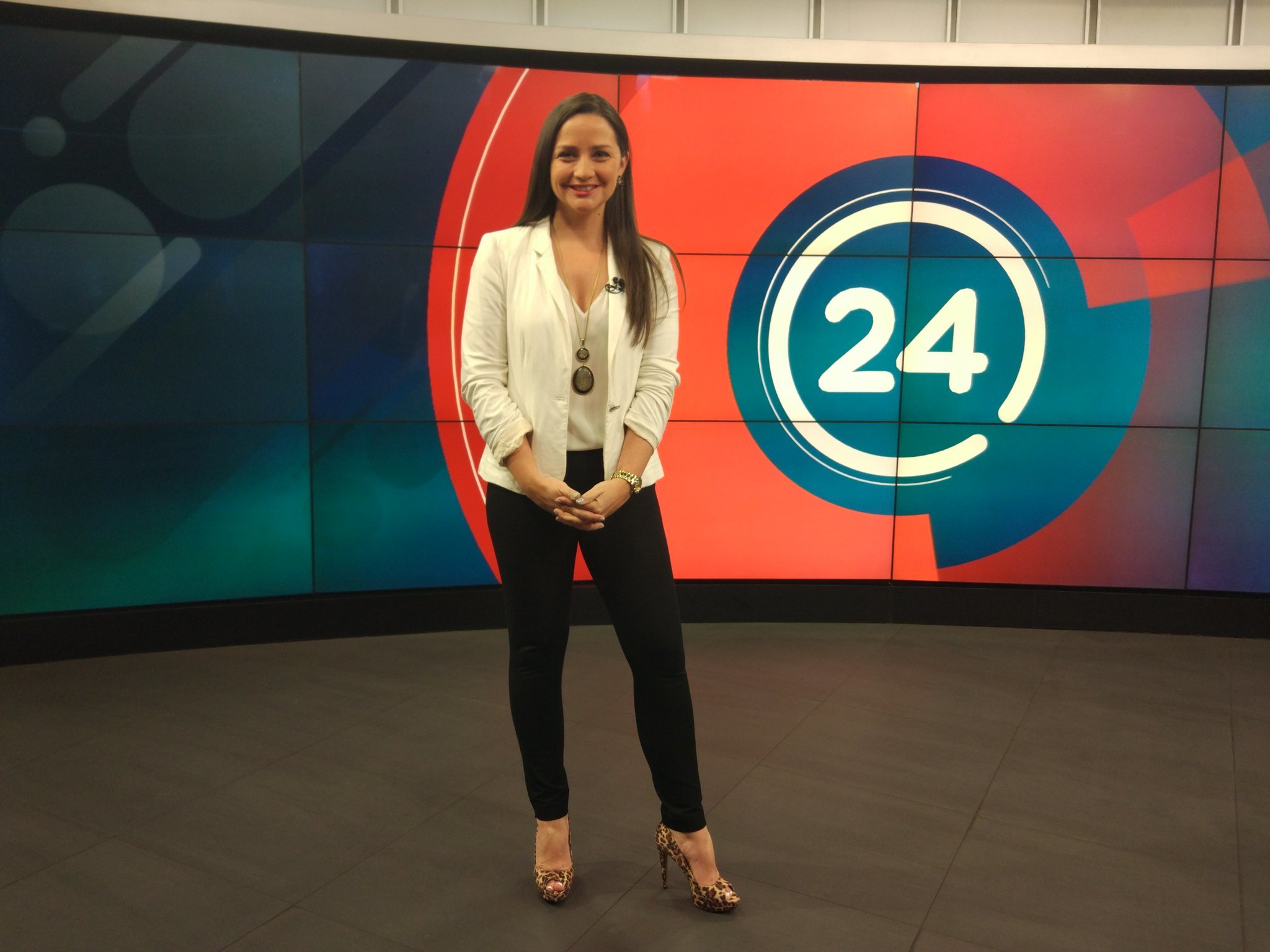 Feet of Andrea Arístegui