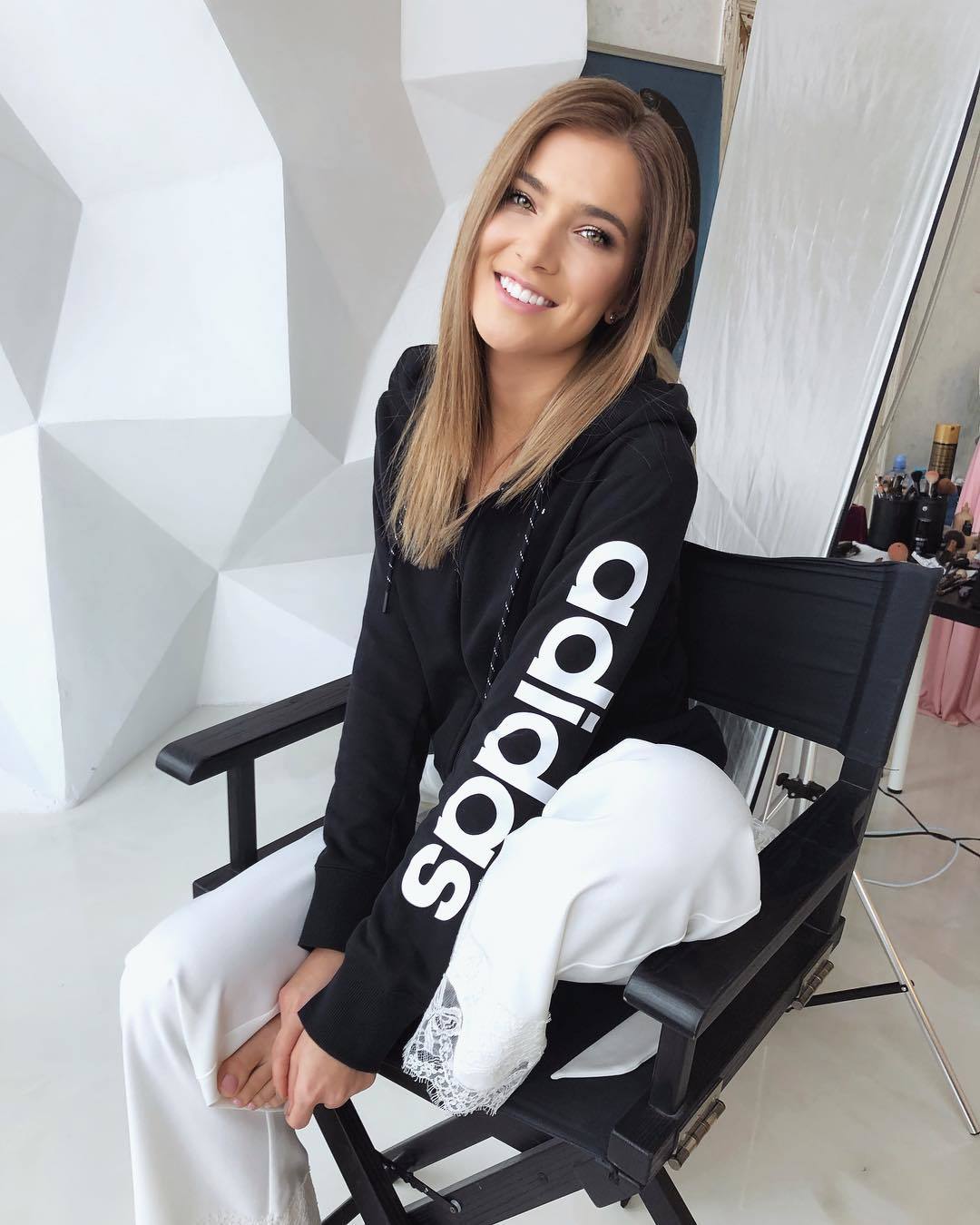 Feet of Andrea Bezdeková