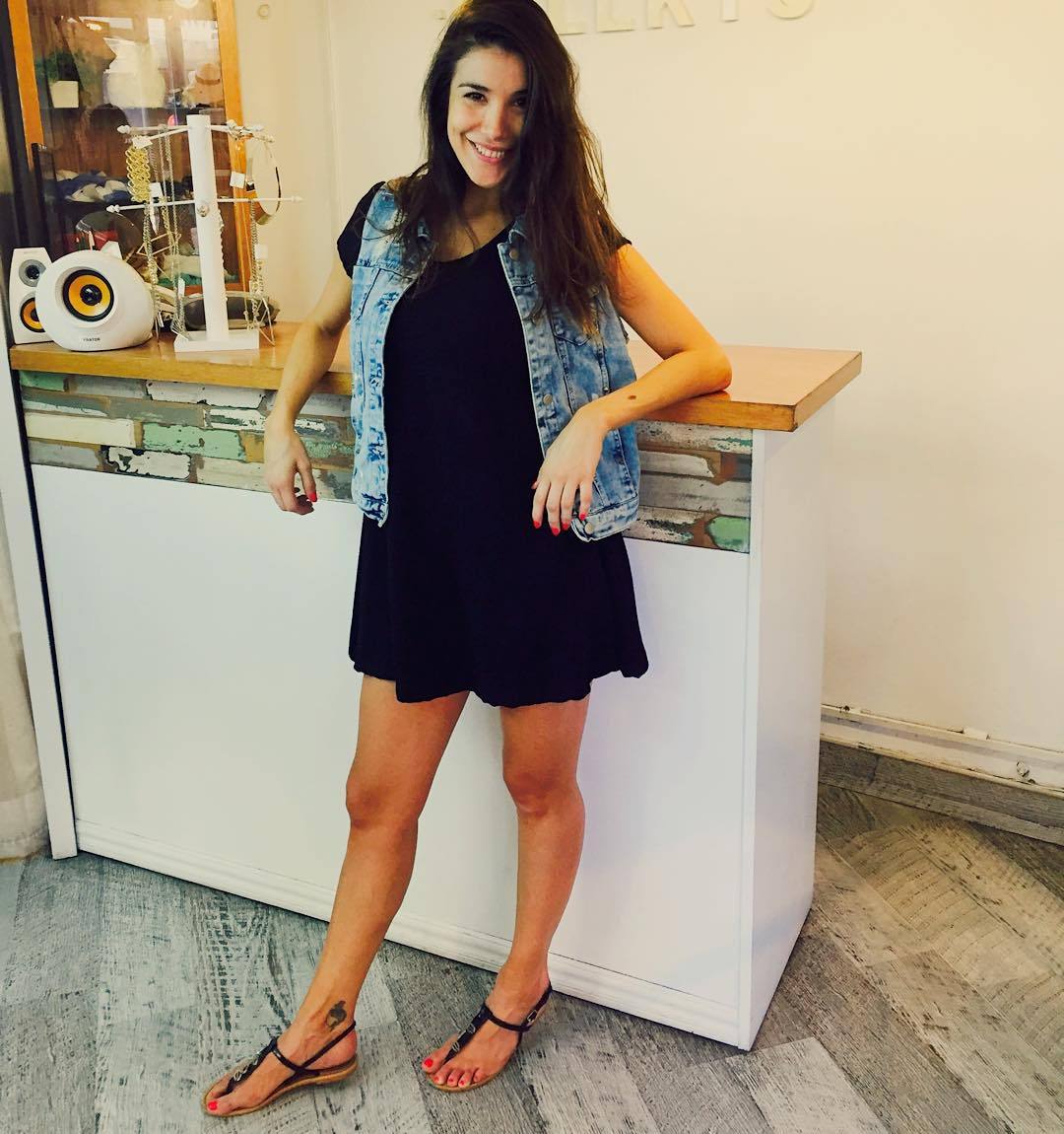 Karolinka feet