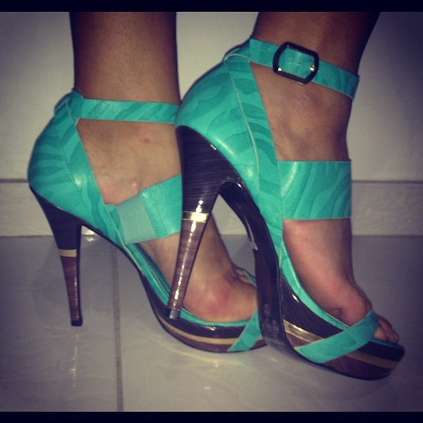 Feet of Andressa Soares