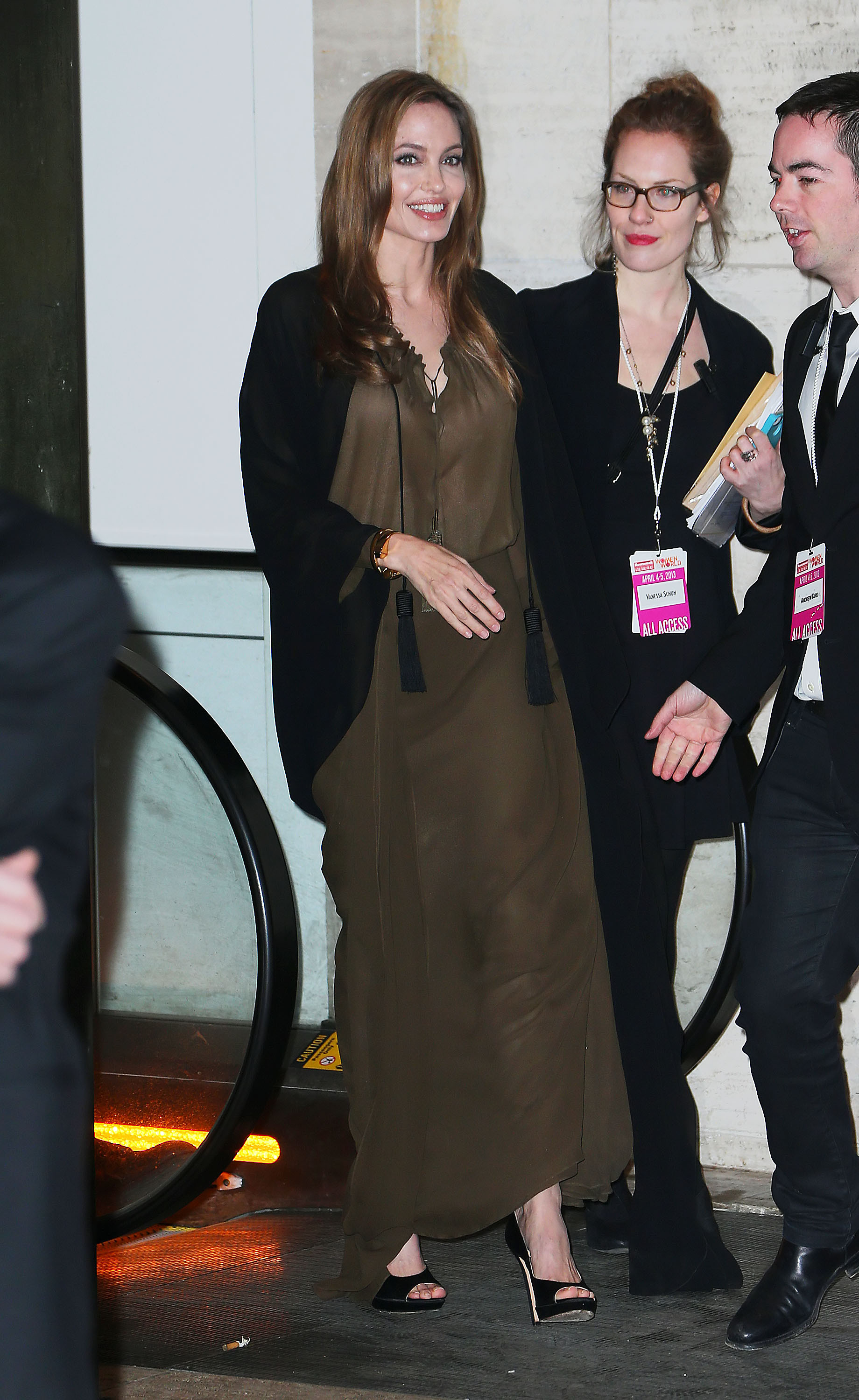 Angelina Jolie's Feet - I piedi di Angelina Jolie - Page: 45