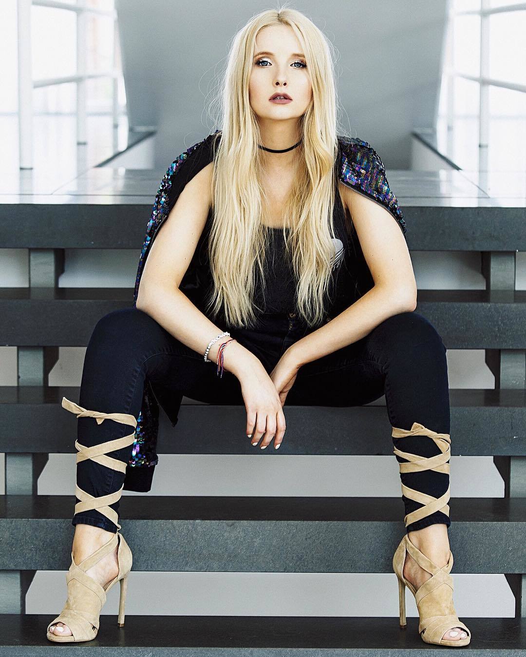 Anna Hiltrop's Feet I piedi di Anna Hiltrop Celebrities Feet 2023