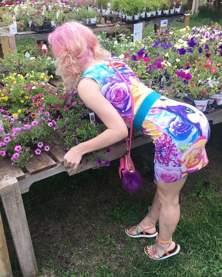 Annalee Belle's Feet - I piedi di Annalee Belle - Celebrities Feet 2022