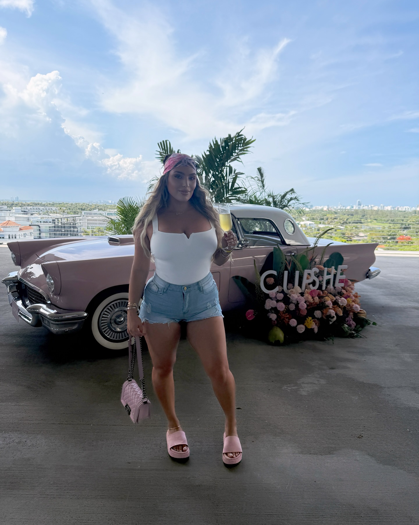 Ara Queen Bae's feet