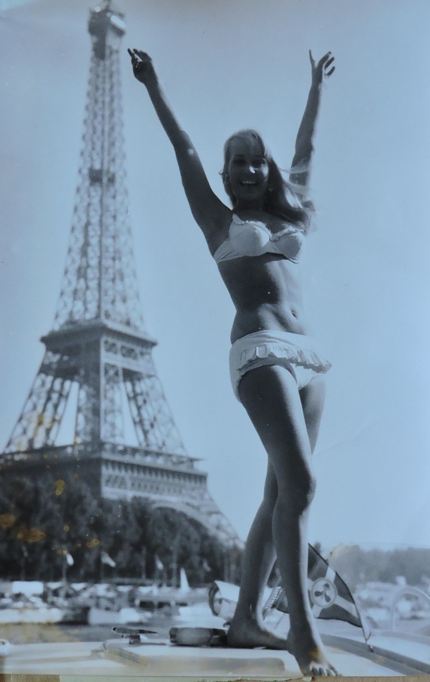 Feet of Arlette Paganelli