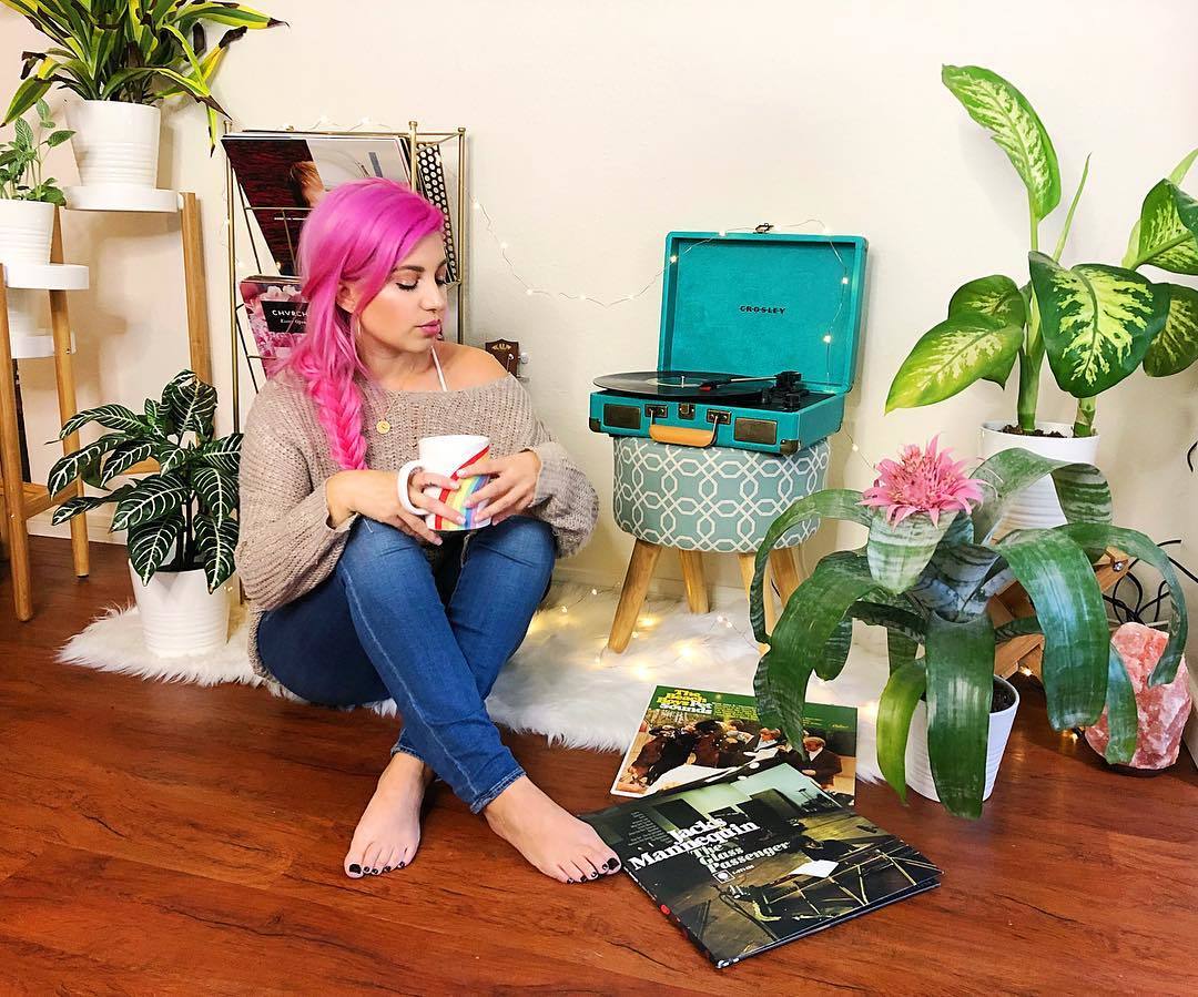 Feet of Ashley Spedale