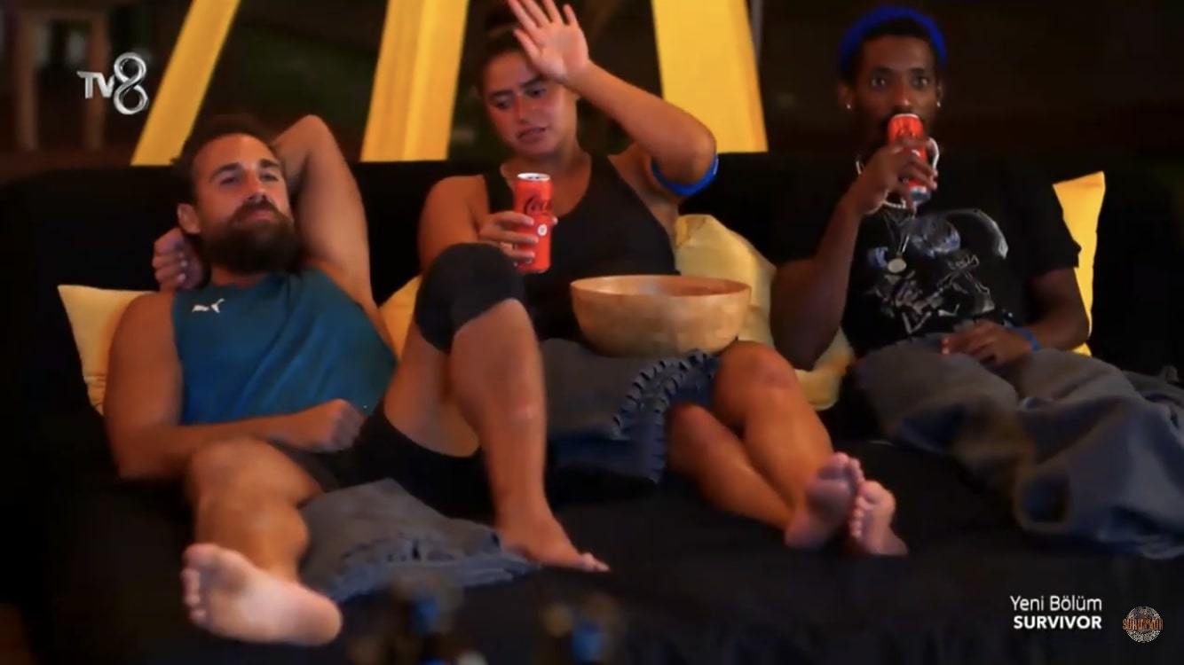 Feet of Ayse Yüksel