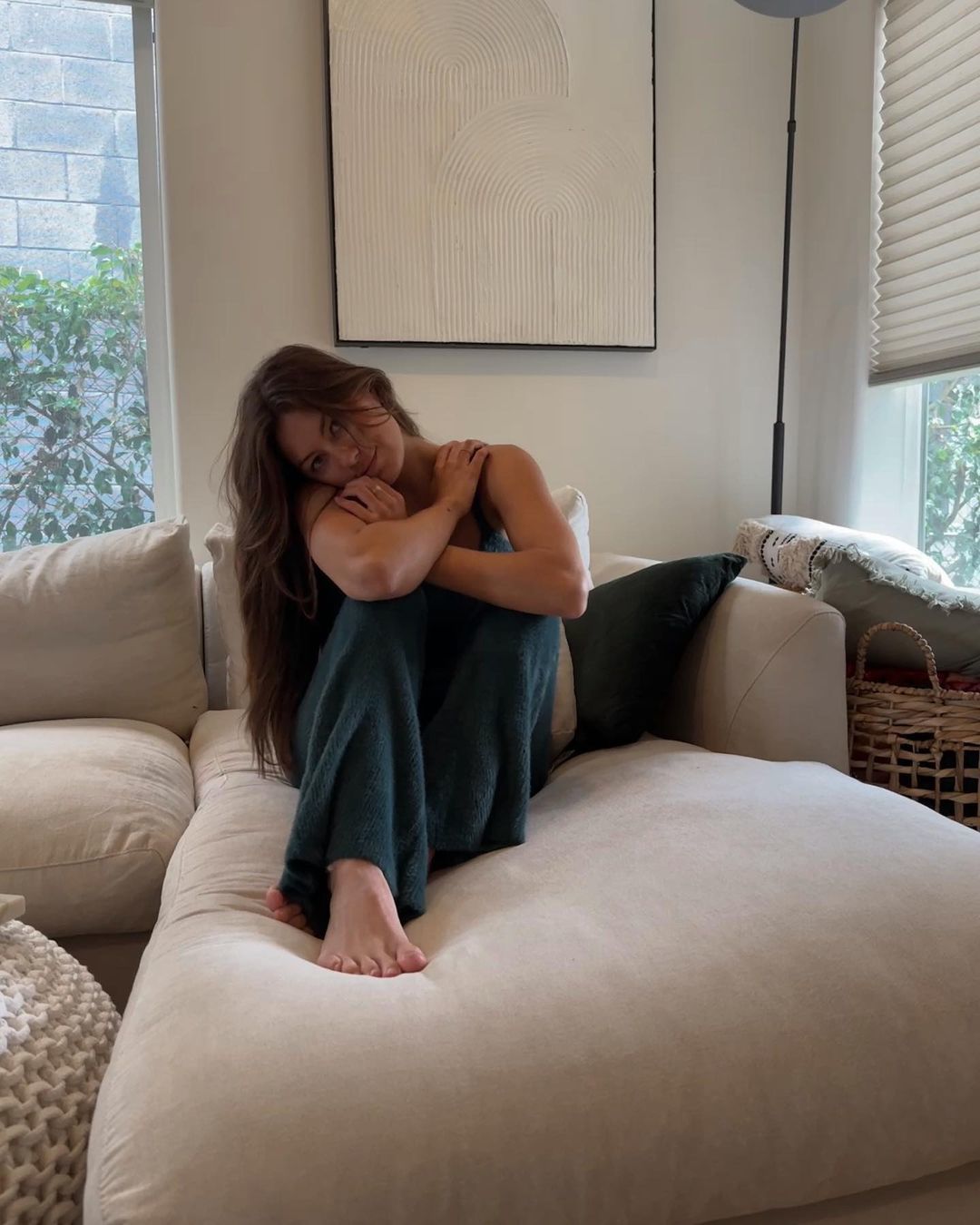 bailey-brown-s-feet-i-piedi-di-bailey-brown-celebrities-feet-2024