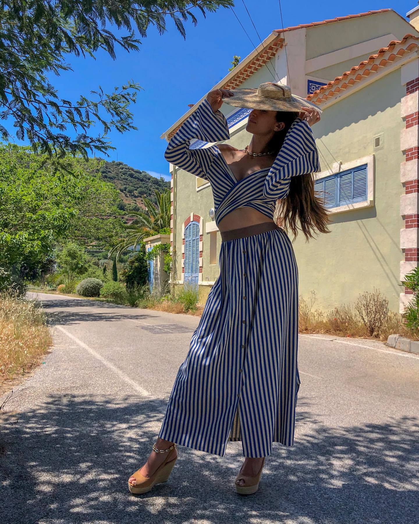 Feet of Barbara Morel