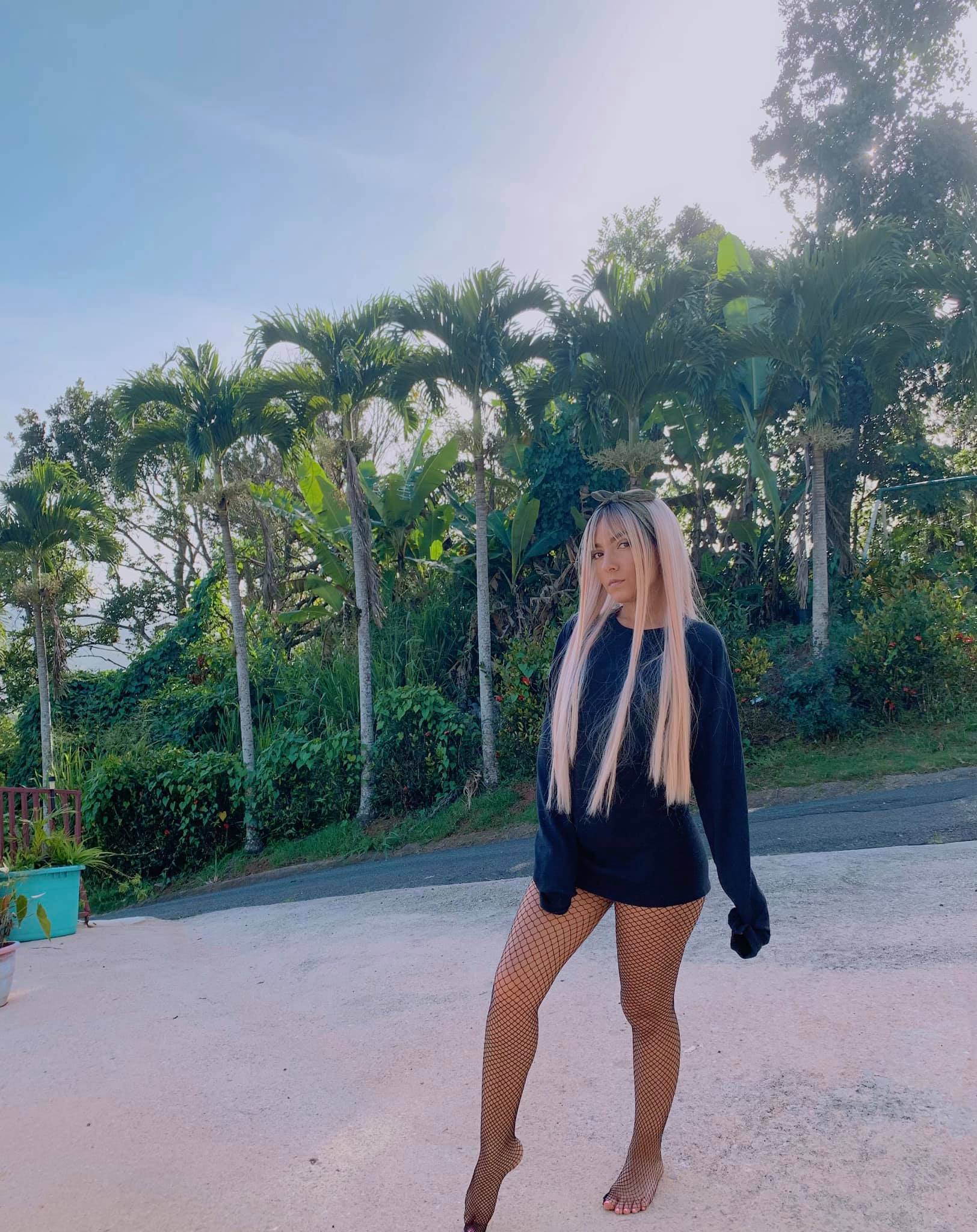 Feet of Barbie Rican