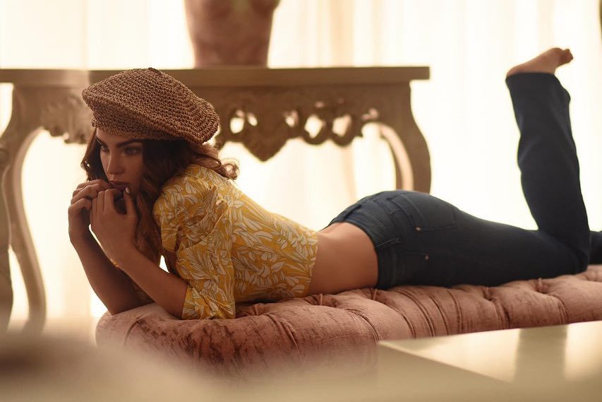 Feet of Belinda Peregrín