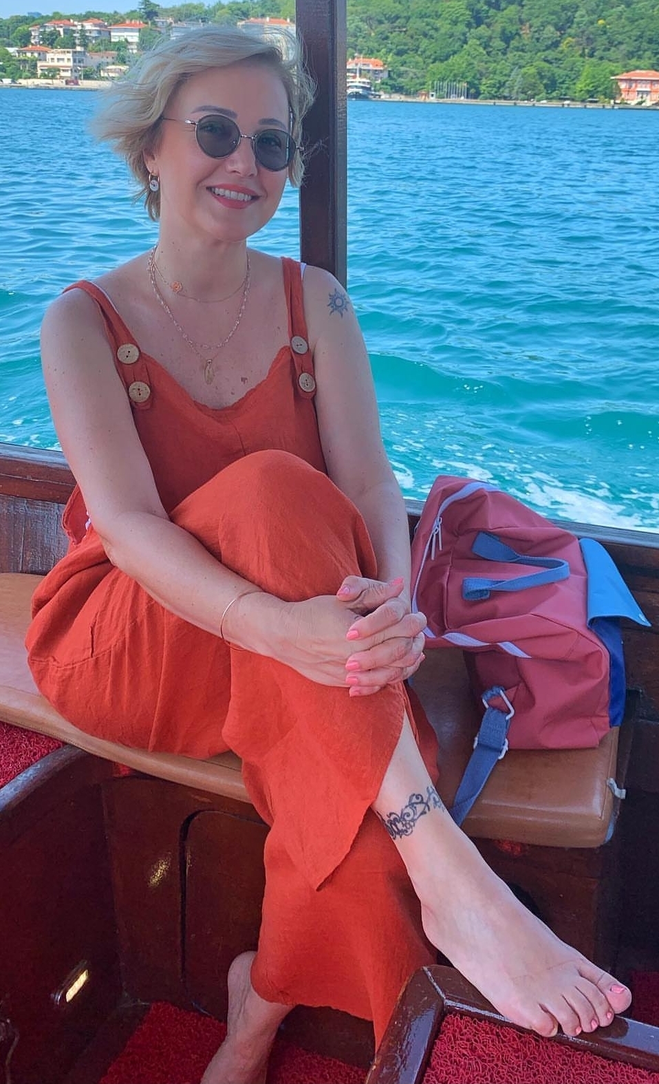 Berna Laçin's Feet << wikiFeet