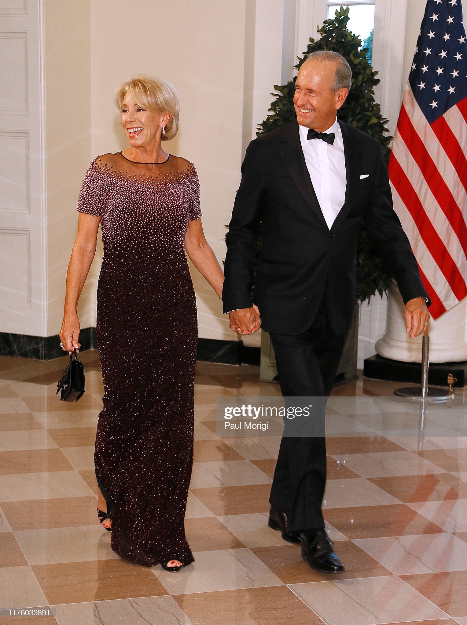 Betsy DeVos's Feet - I piedi di Betsy DeVos - Celebrities Feet 2025