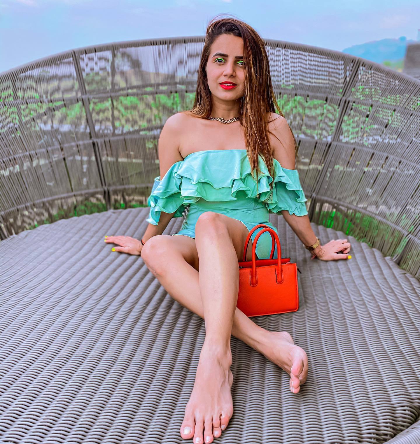 Bhavini Purohit S Feet I Piedi Di Bhavini Purohit Celebrities Feet